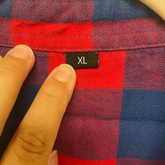 Bleached Red and Blue Plaid Philadelphia 76ers Logo and Patch Flannel - Picture 4 of 8